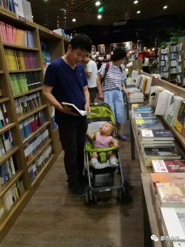 邳州作协副主席徐景洲百首育儿打油诗作外孙女生日礼物