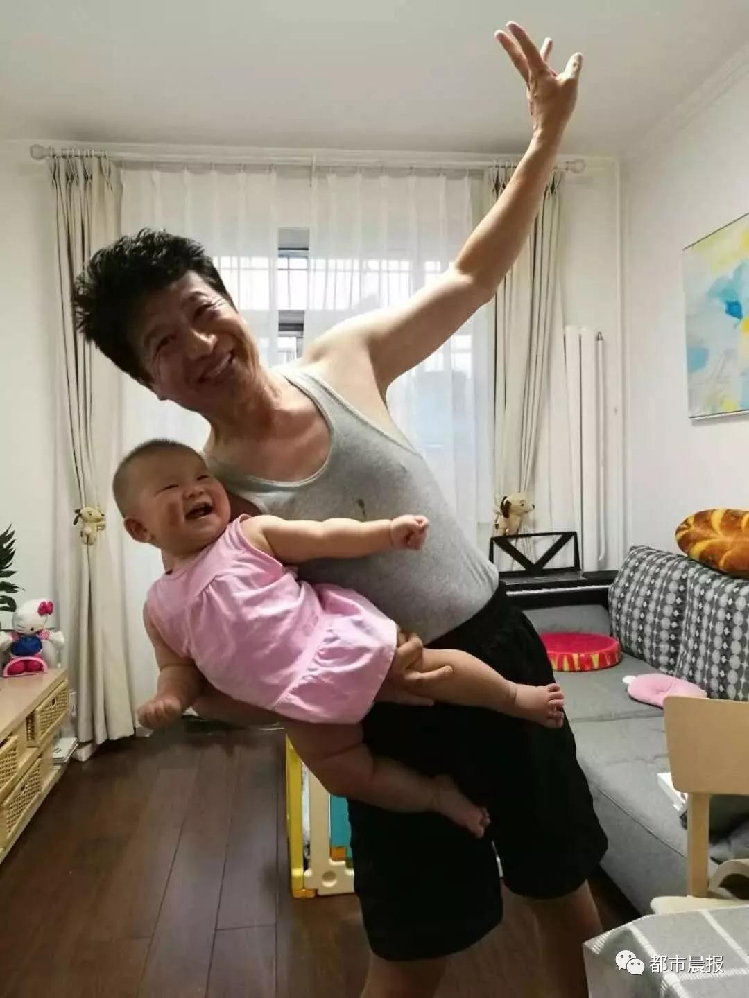 邳州作协副主席徐景洲百首育儿打油诗作外孙女生日礼物