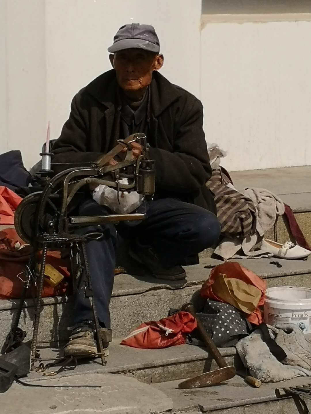 为民服务不服老（刘波涛 ）