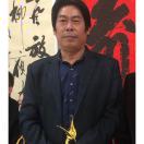 杨秉飞