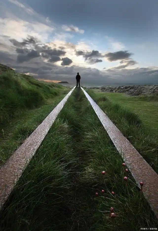面对“大浪淘沙” 历史回眸