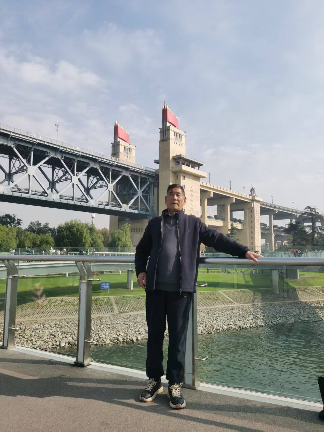 启程去南京兄弟相聚